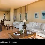Nona Maria Villa Minia
