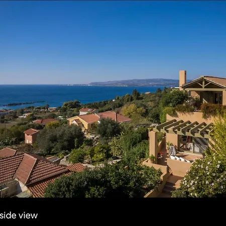 Nona Maria Villa Minia