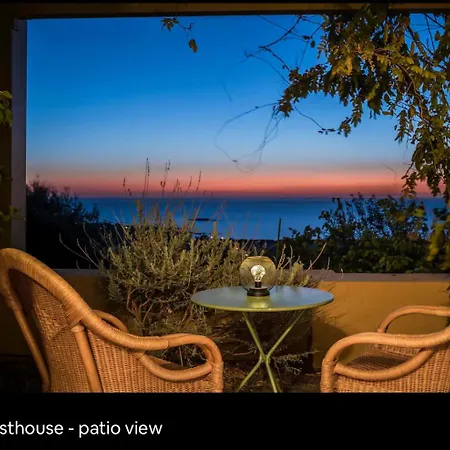 Nona Maria Villa Minia